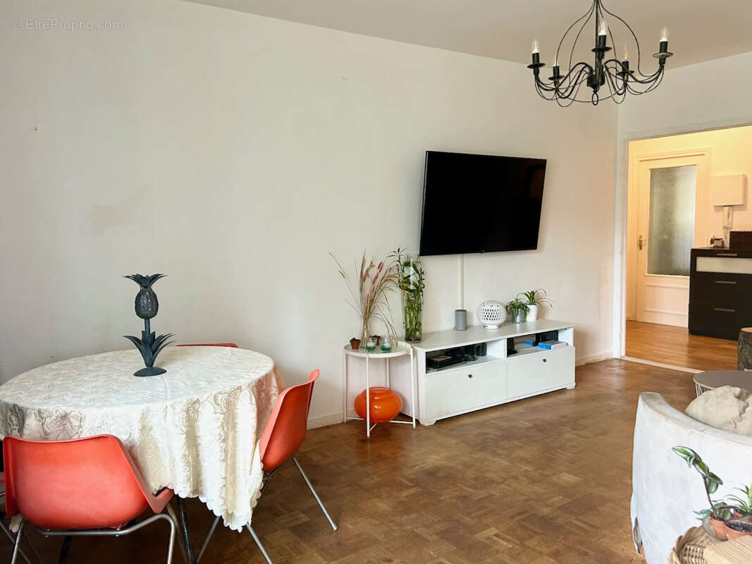Appartement T4 Cugnaux Centre 82 m2 - photo 2