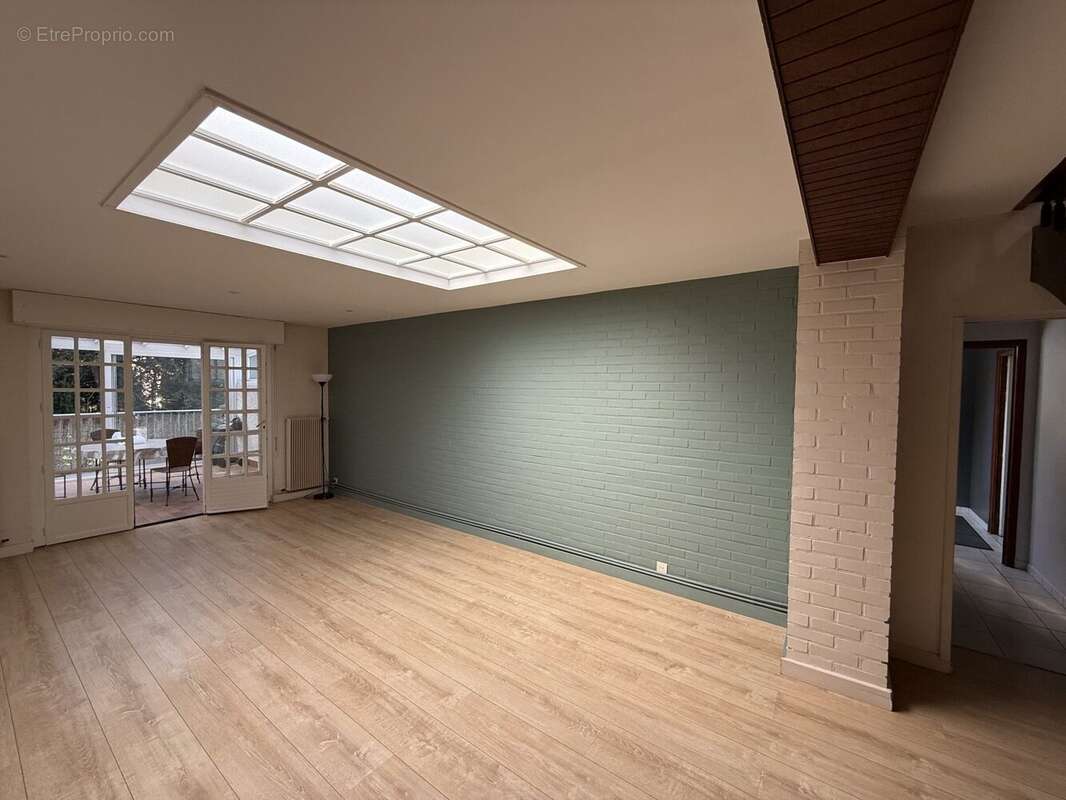 Commerce à SAINT-ANDRE-LEZ-LILLE