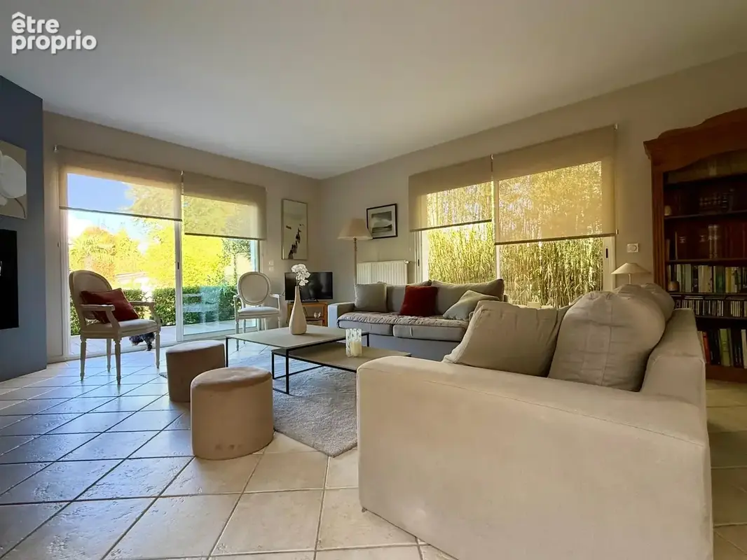 BORDEAUX CAUDERAN - Superbe maison Familiale T8 sur magnifique parcelle arborée - photo 3