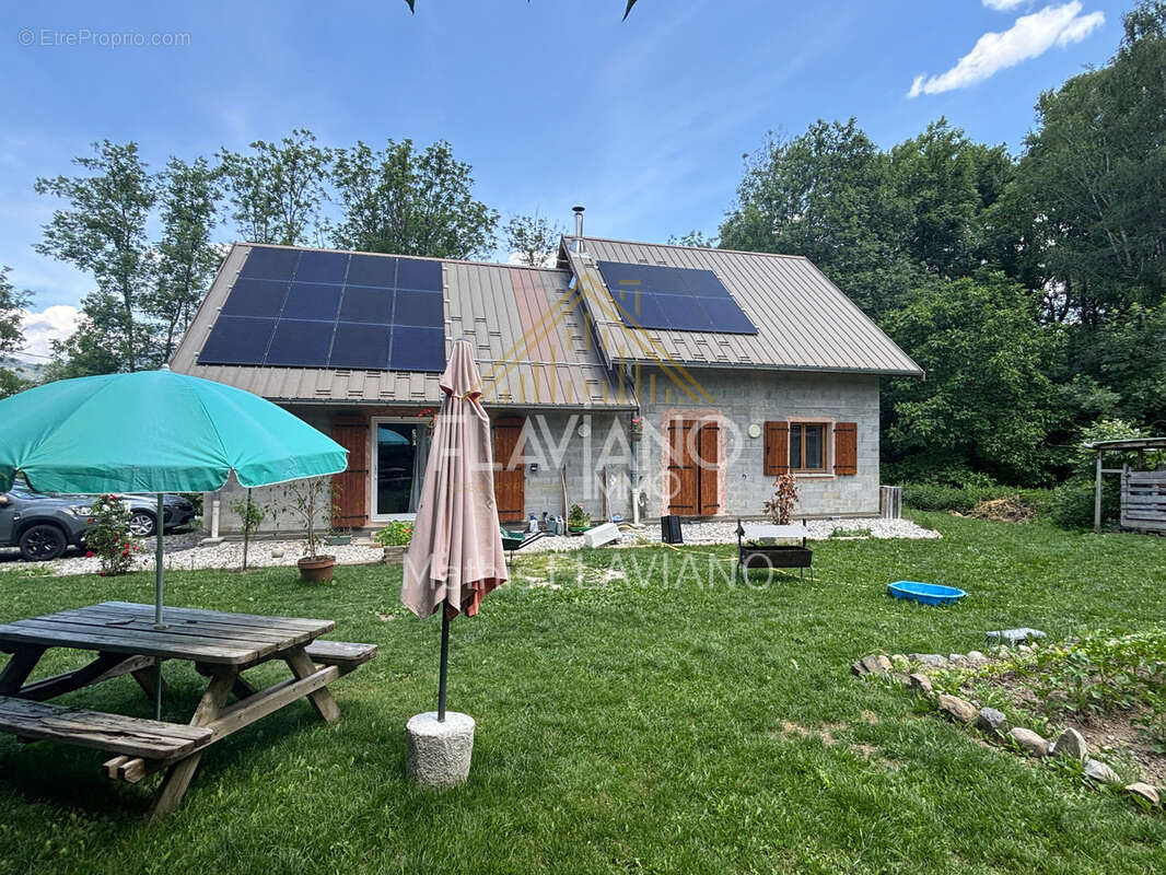 Maison - 7 pièces - bréole - photo 6