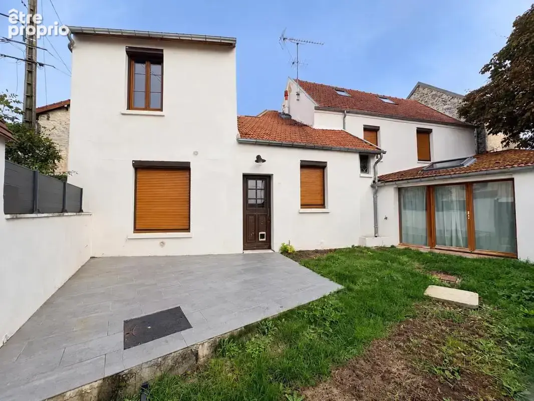 Maison de 7 pièces de 126 m² - photo 1