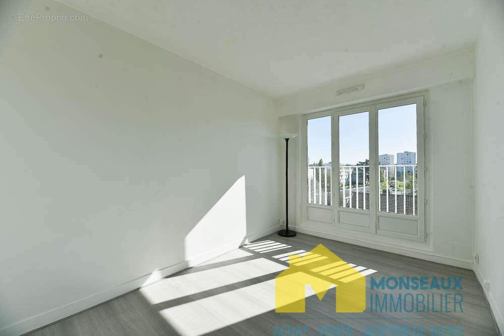 Appartement à CHILLY-MAZARIN
