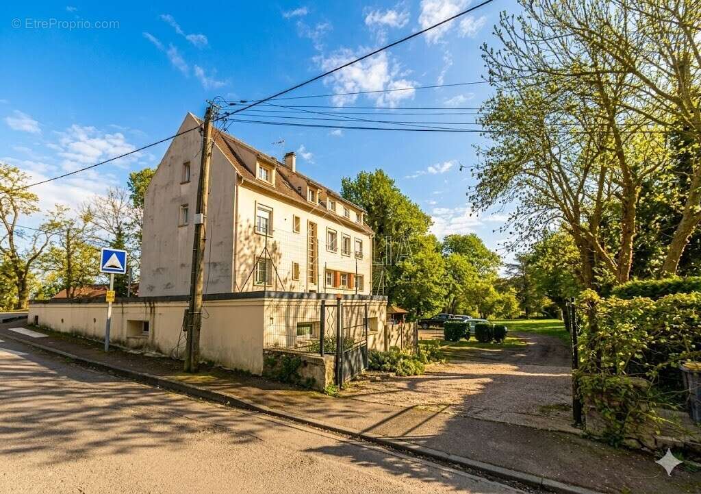 Appartement à BENNECOURT