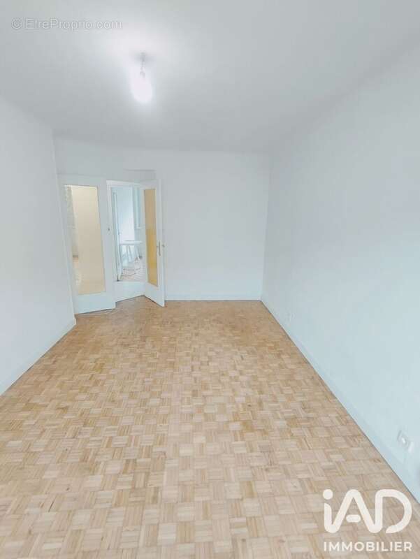 Photo 3 - Appartement à SAINT-DENIS