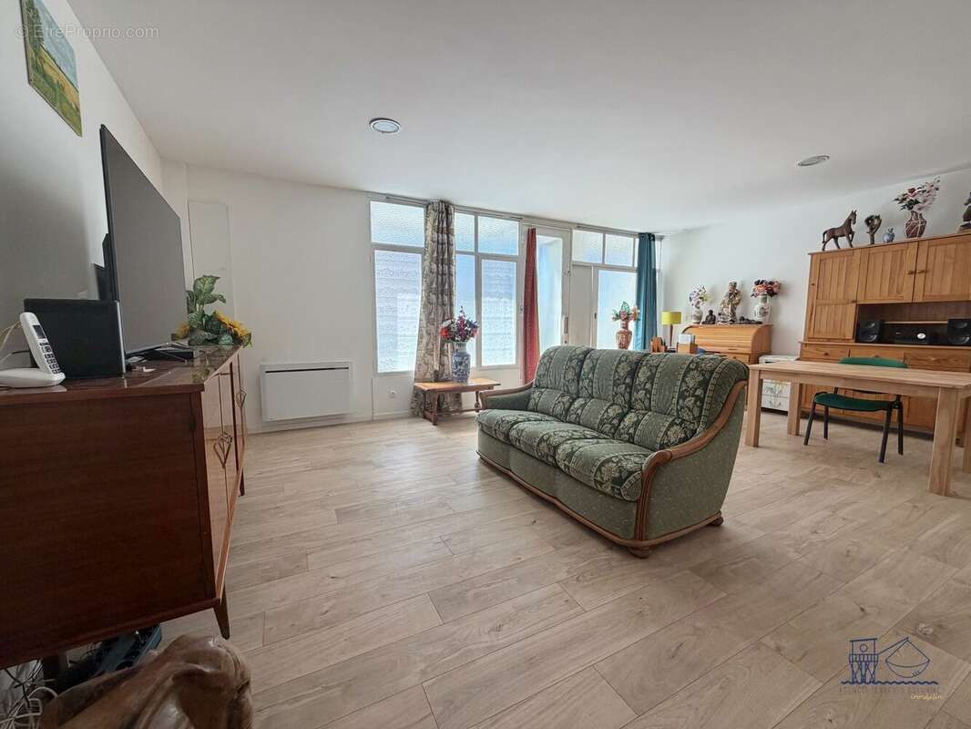 Maison 147 m² à Saint-Fort-Sur-Gironde  - photo 8