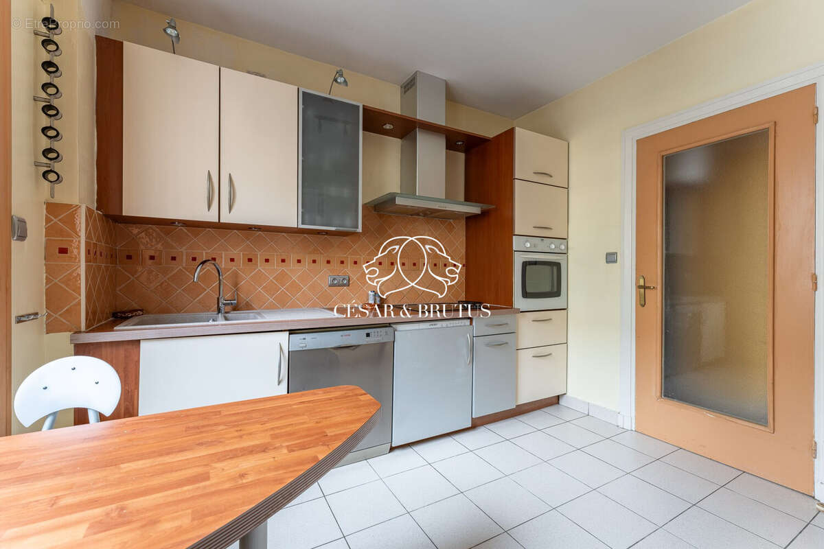 Appartement à LYON-3E