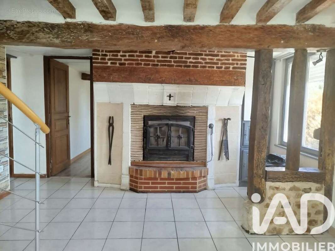 Maison 82 m² à Courbepine  - photo 2