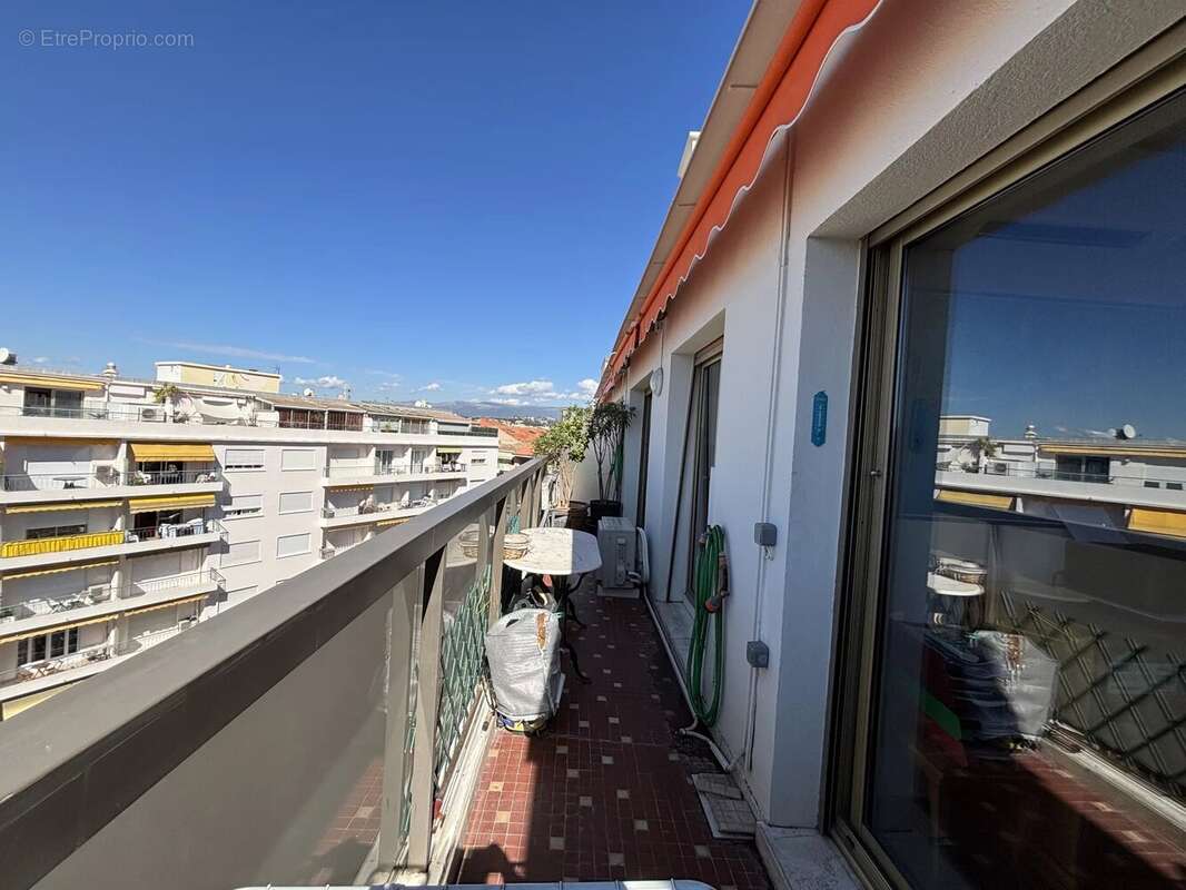 Appartement à CANNES