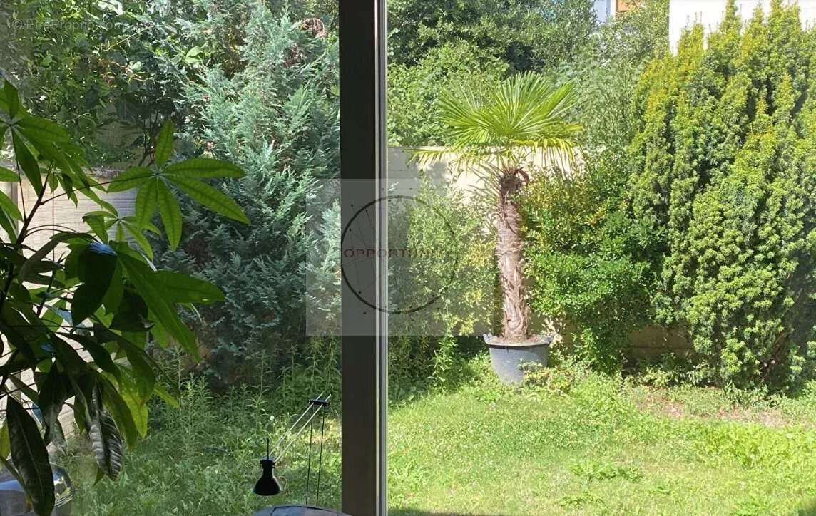 Maison 180 m² à Montreuil  - photo 2