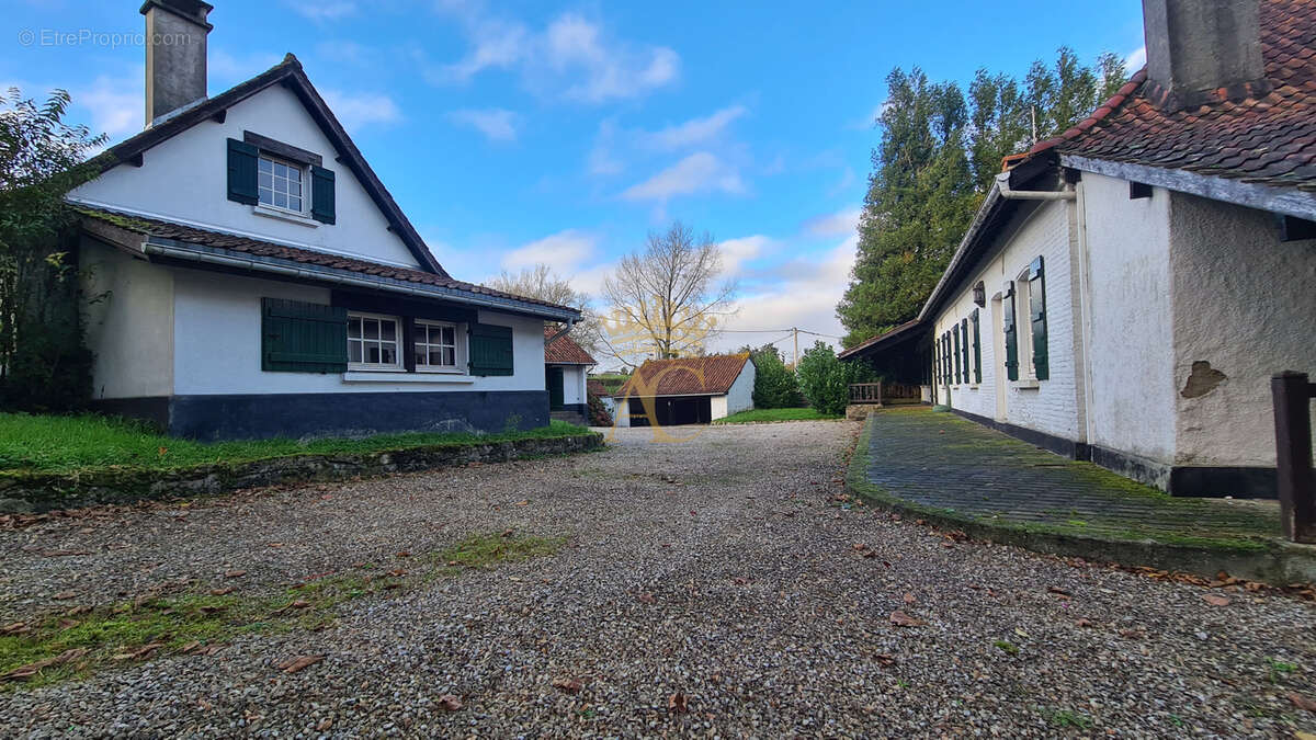 Maison à RECQUES-SUR-COURSE