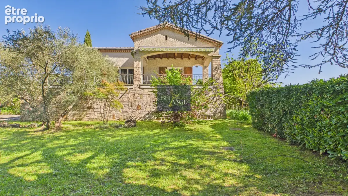Maison de famille avec volume, lumière et potentiel - photo 2
