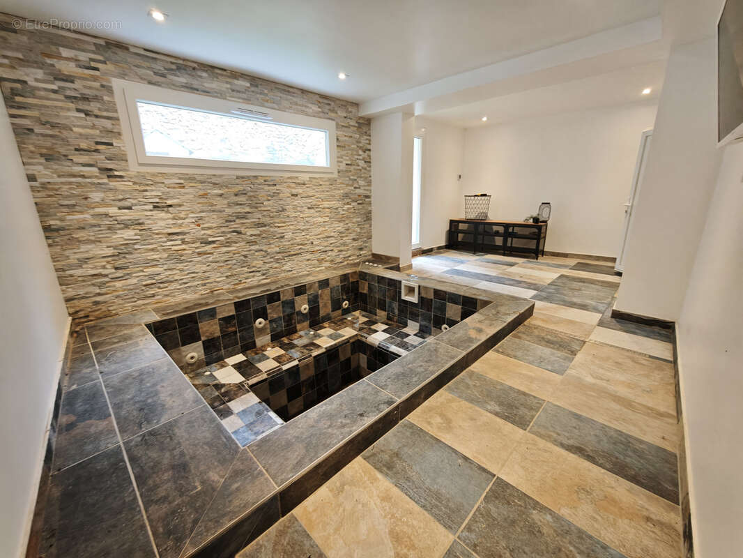 Maison à SAINT-ANDRE-DE-SANGONIS