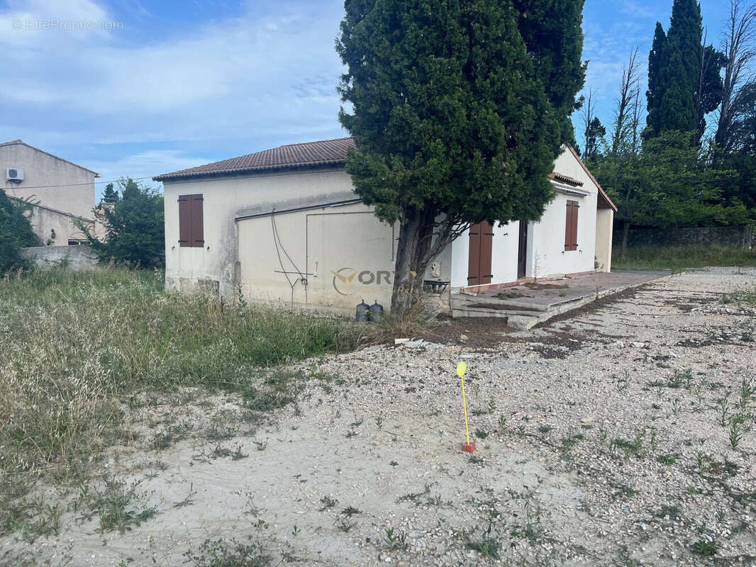 Maison à ROCHEFORT-DU-GARD