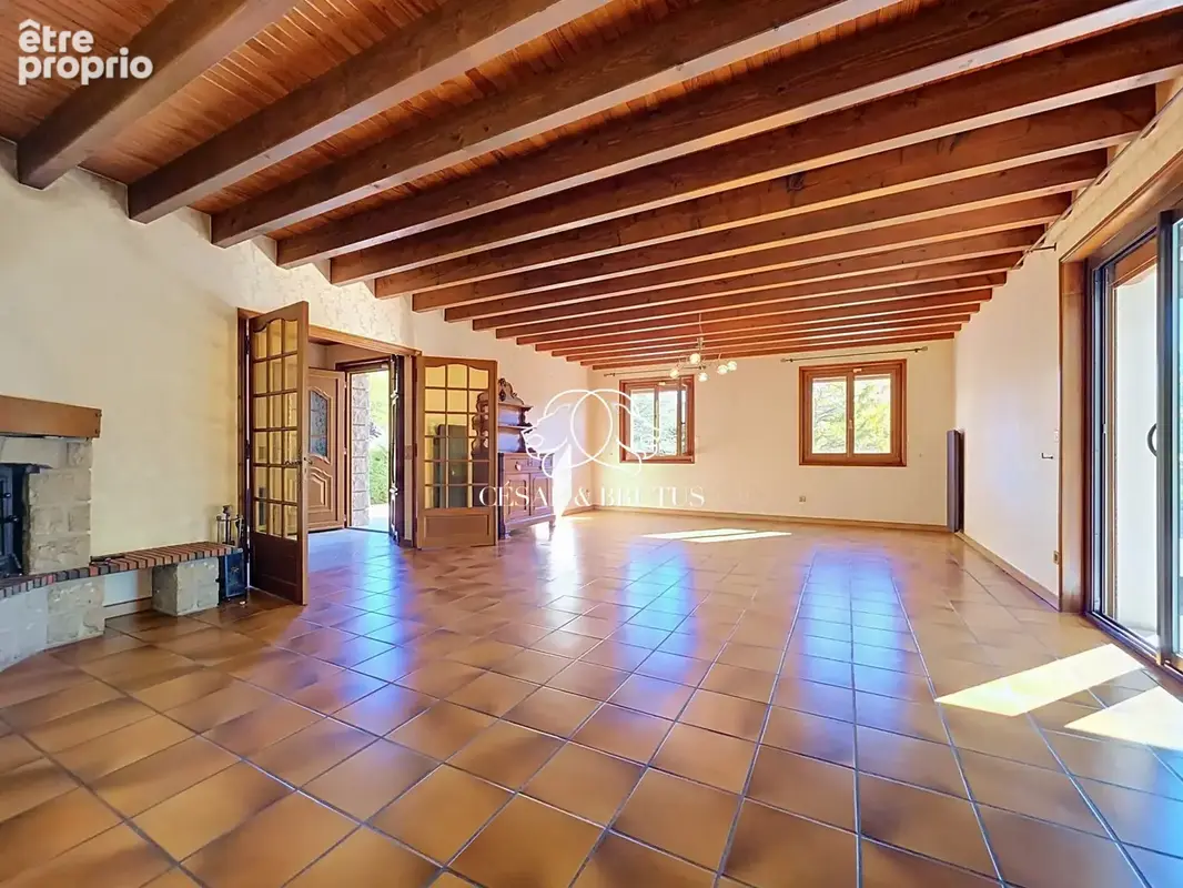 Maison 5 pièces 132 m² à vendre à Saint-Hostien (43260) - photo 5