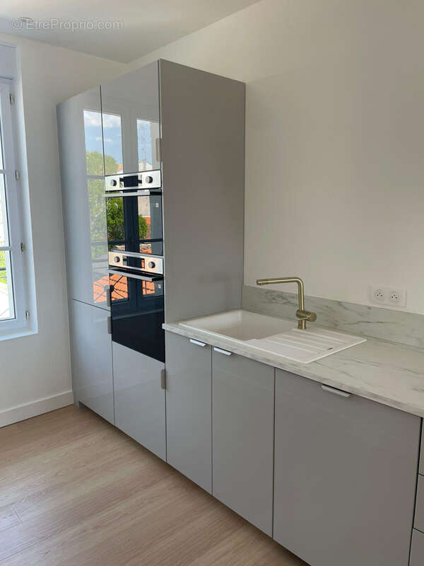 Appartement à FOURAS