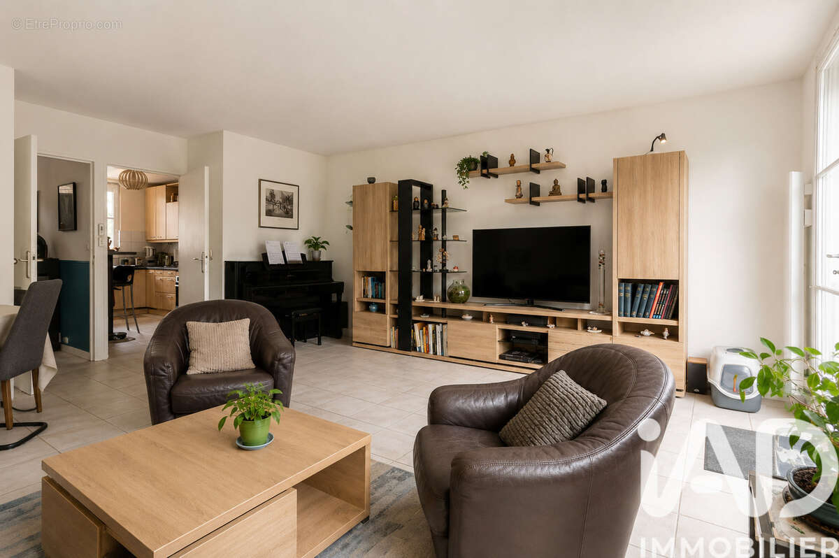 Maison 105 m² à Eragny  - photo 4