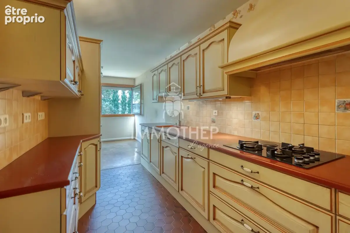 Appartement 94 m² à Seyssinet-Pariset  - photo 5