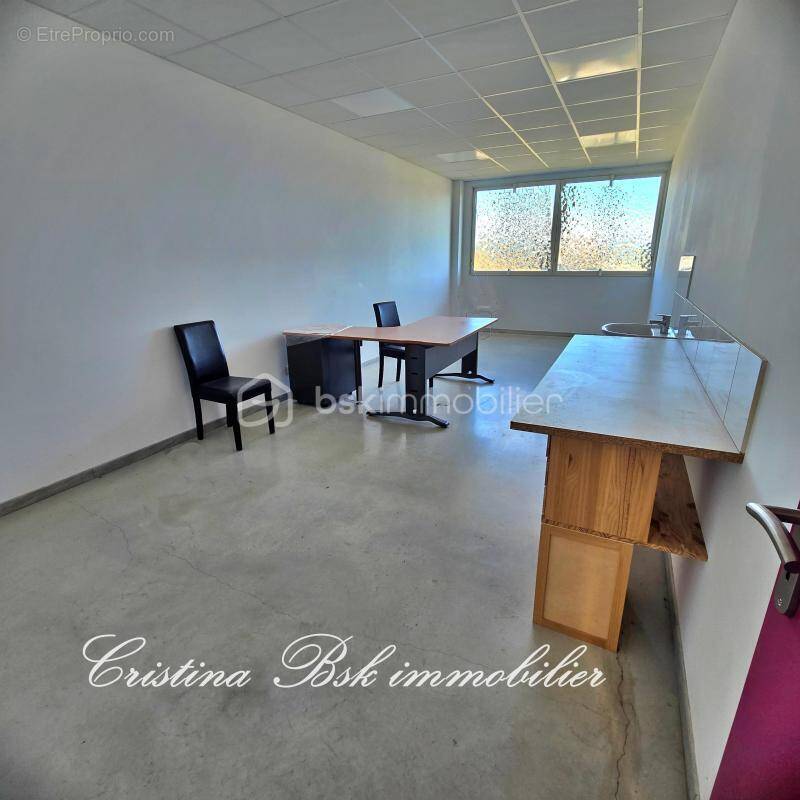 Commerce à LA BRILLANNE