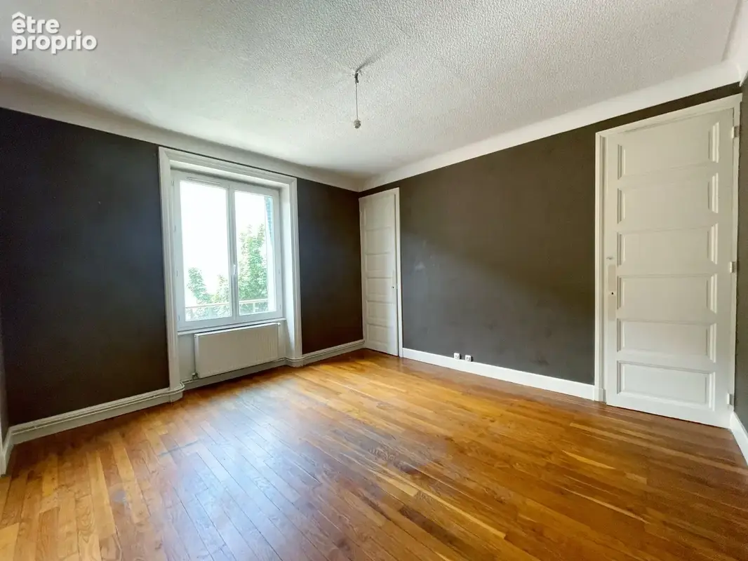Grand T4 lumineux avec possibilité 3 chambres   Calme et commodités à pied - photo 7