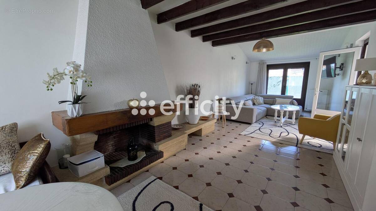 Maison à WATTIGNIES