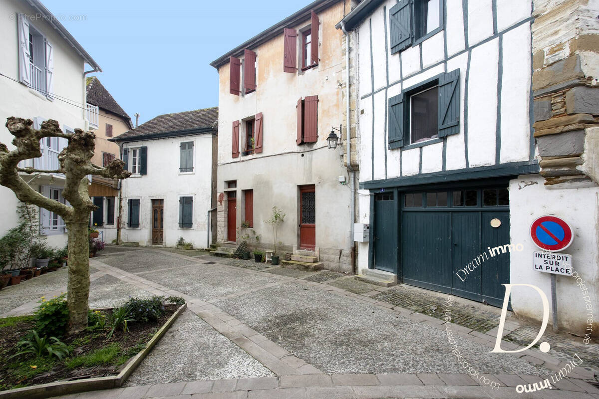 Appartement à SALIES-DE-BEARN