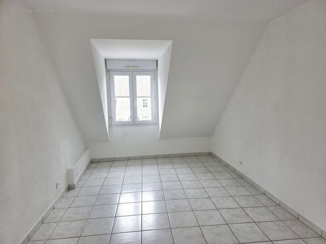 Appartement à VERCEL-VILLEDIEU-LE-CAMP