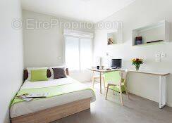 Appartement à SAINT-CYR-L'ECOLE