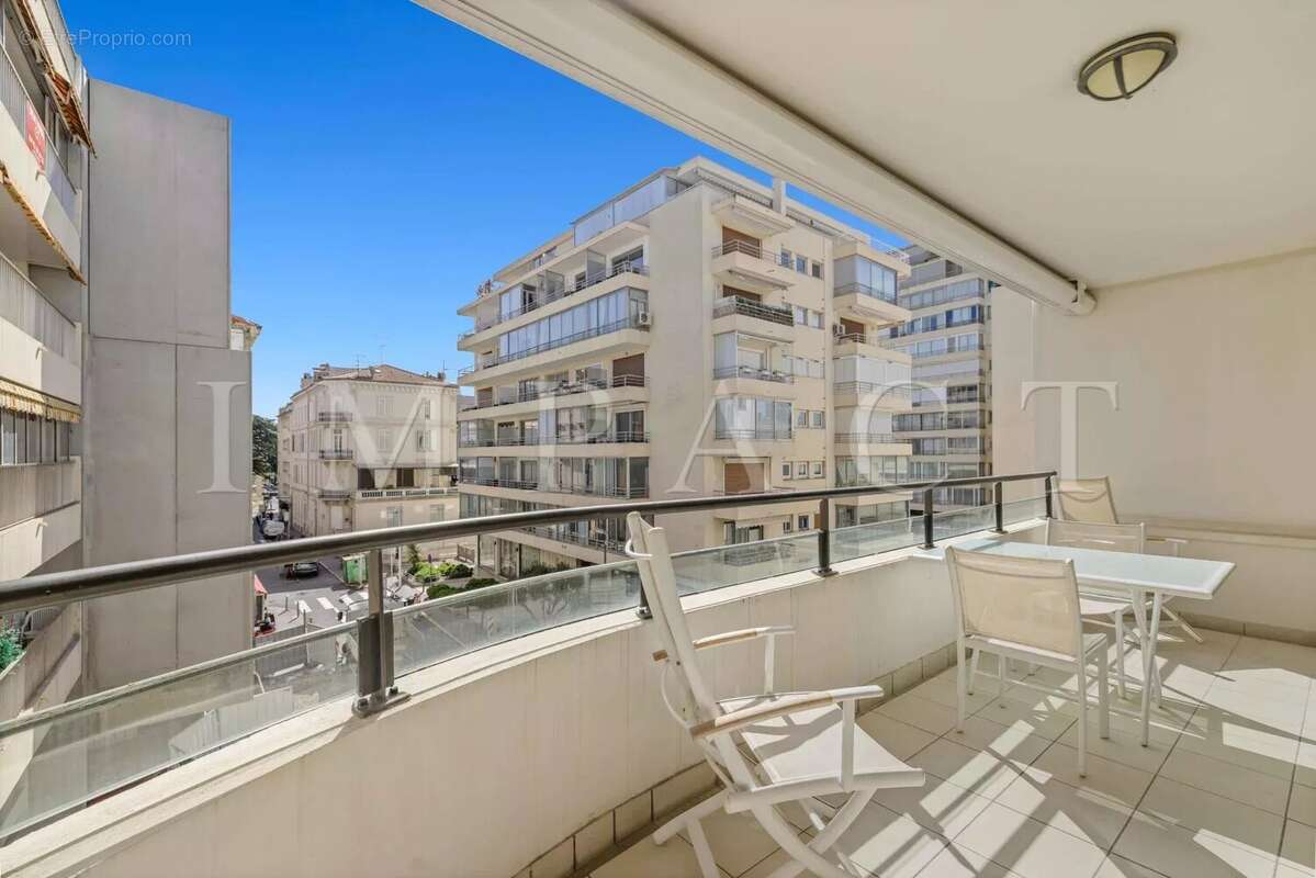 Appartement à CANNES