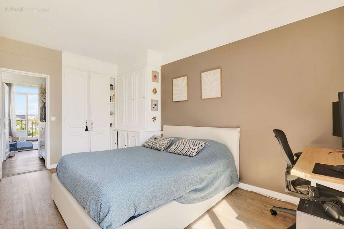 Appartement à COLOMBES