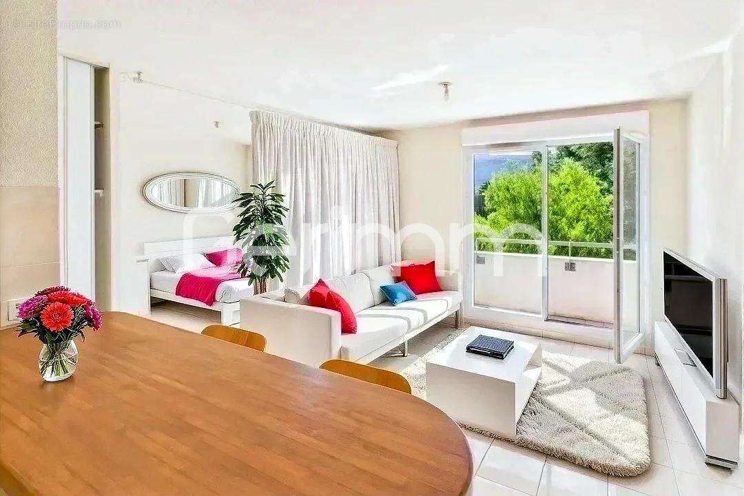 Appartement à SAINT-MARTIN-D&#039;HERES