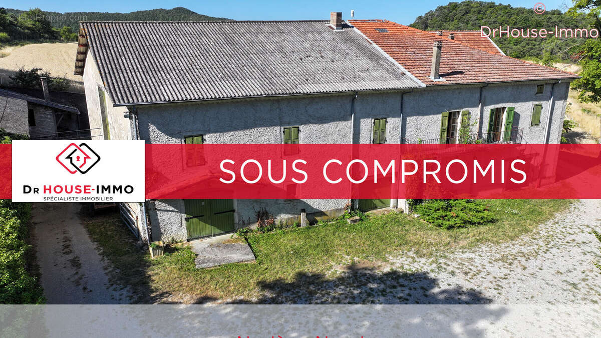 Maison à MONTCLAR-SUR-GERVANNE