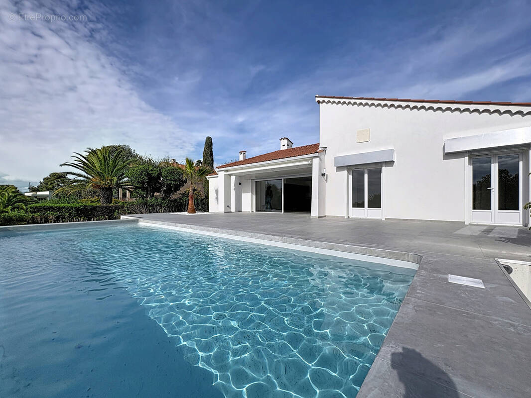 Maison à SAINT-RAPHAEL