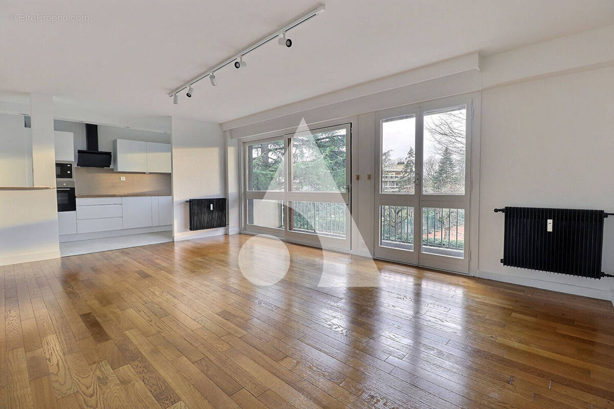 Appartement à SAINT-GRATIEN