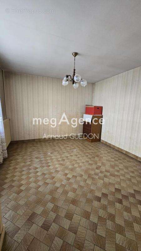 Maison à LA SUZE-SUR-SARTHE