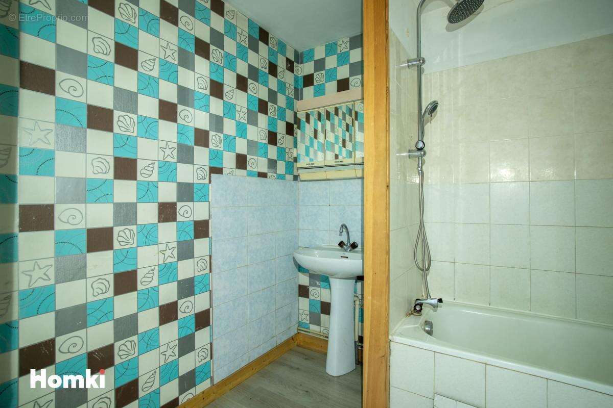 Appartement à LA SEAUVE-SUR-SEMENE