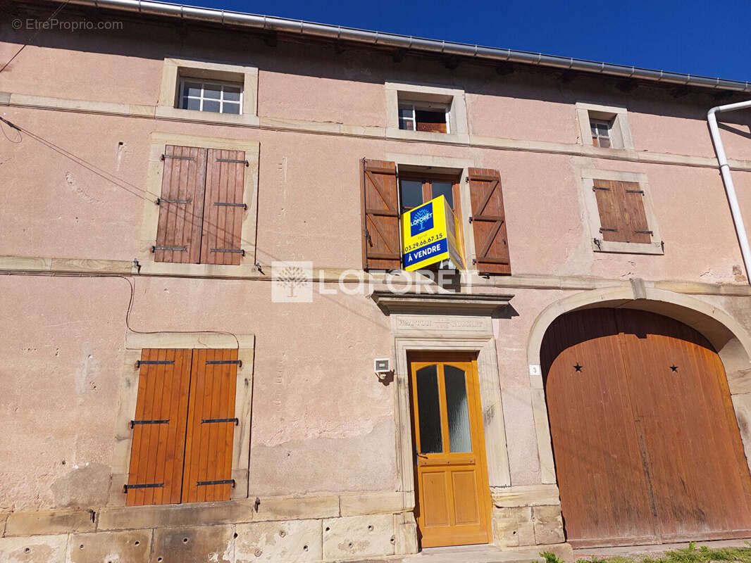 Maison à GRANDVILLERS