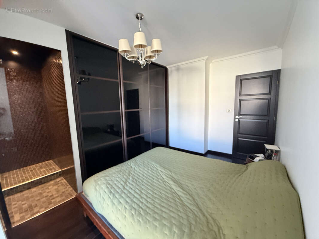 Appartement à SAINT-MAUR-DES-FOSSES