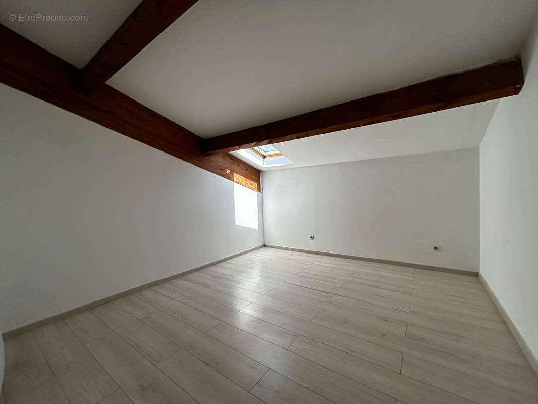 Appartement duplex 3 pièces lumineux avec parking privatif Pertuis - photo 11