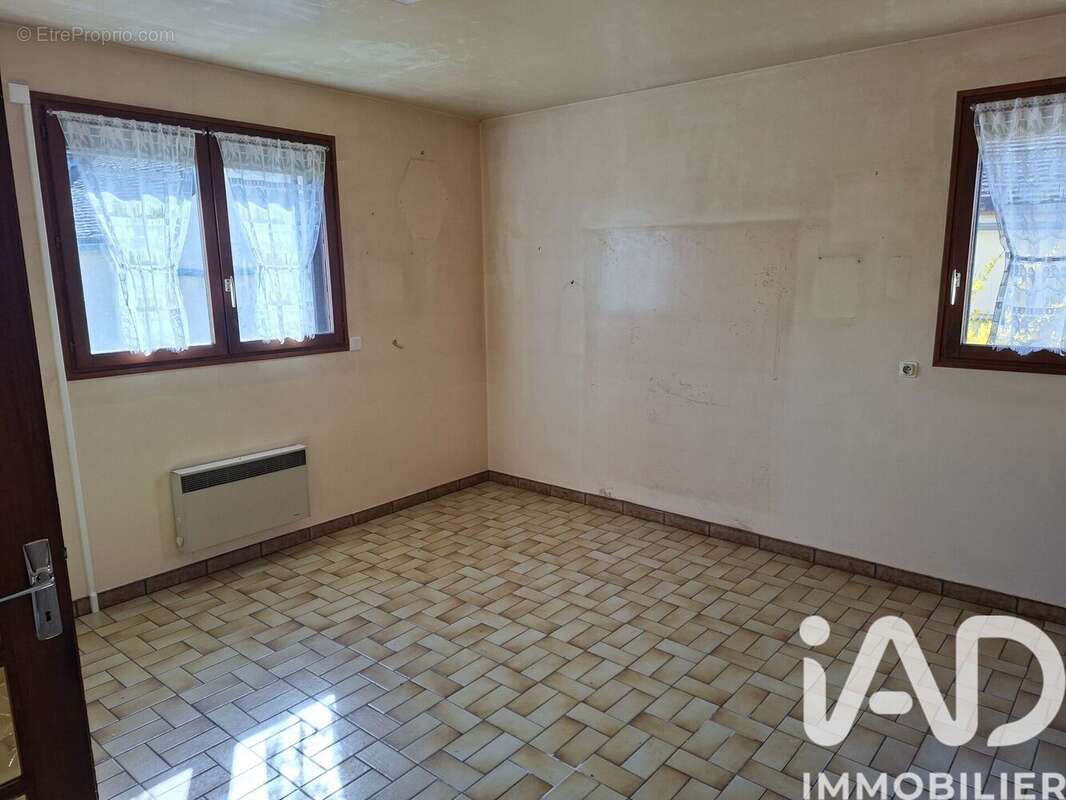 Photo 9 - Maison à THORIGNY-SUR-OREUSE