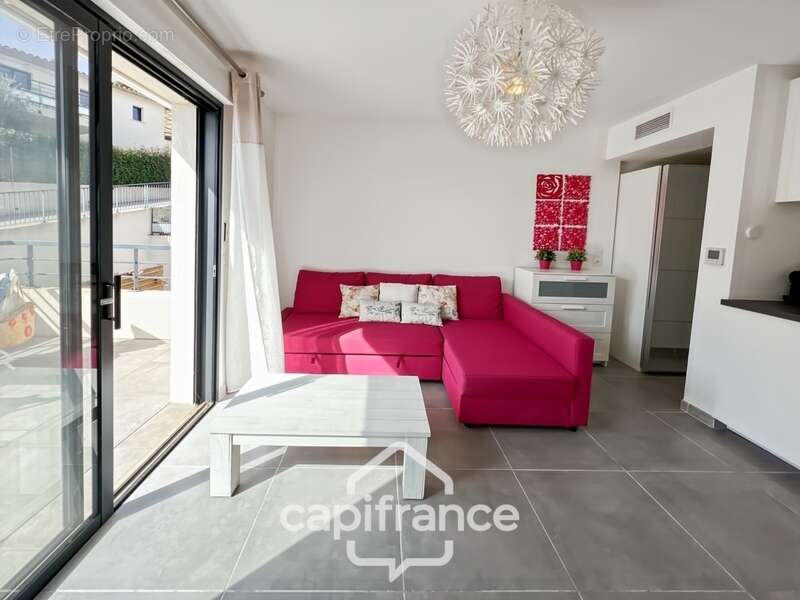 Appartement à BORMES-LES-MIMOSAS