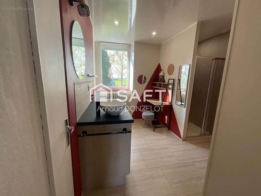 Photo 8 - Maison à VERCEL-VILLEDIEU-LE-CAMP