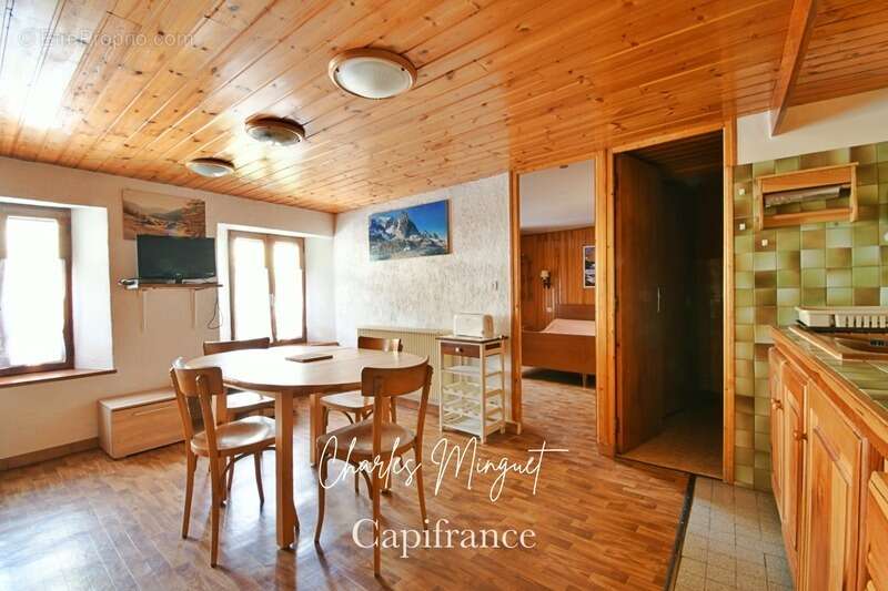 Appartement à SAINT-CHAFFREY