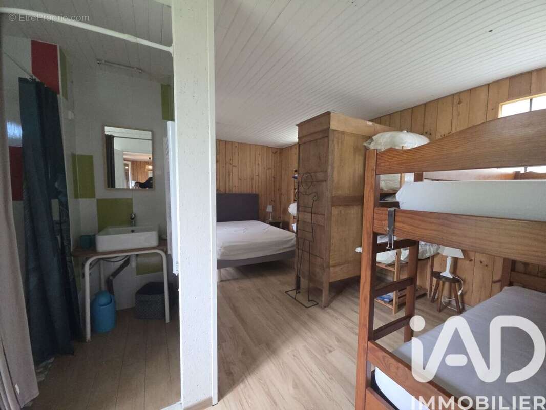Photo 8 - Maison à CARENTOIR