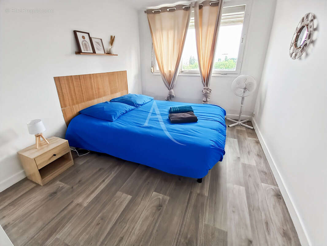 Appartement à SAINT-ETIENNE-DU-ROUVRAY