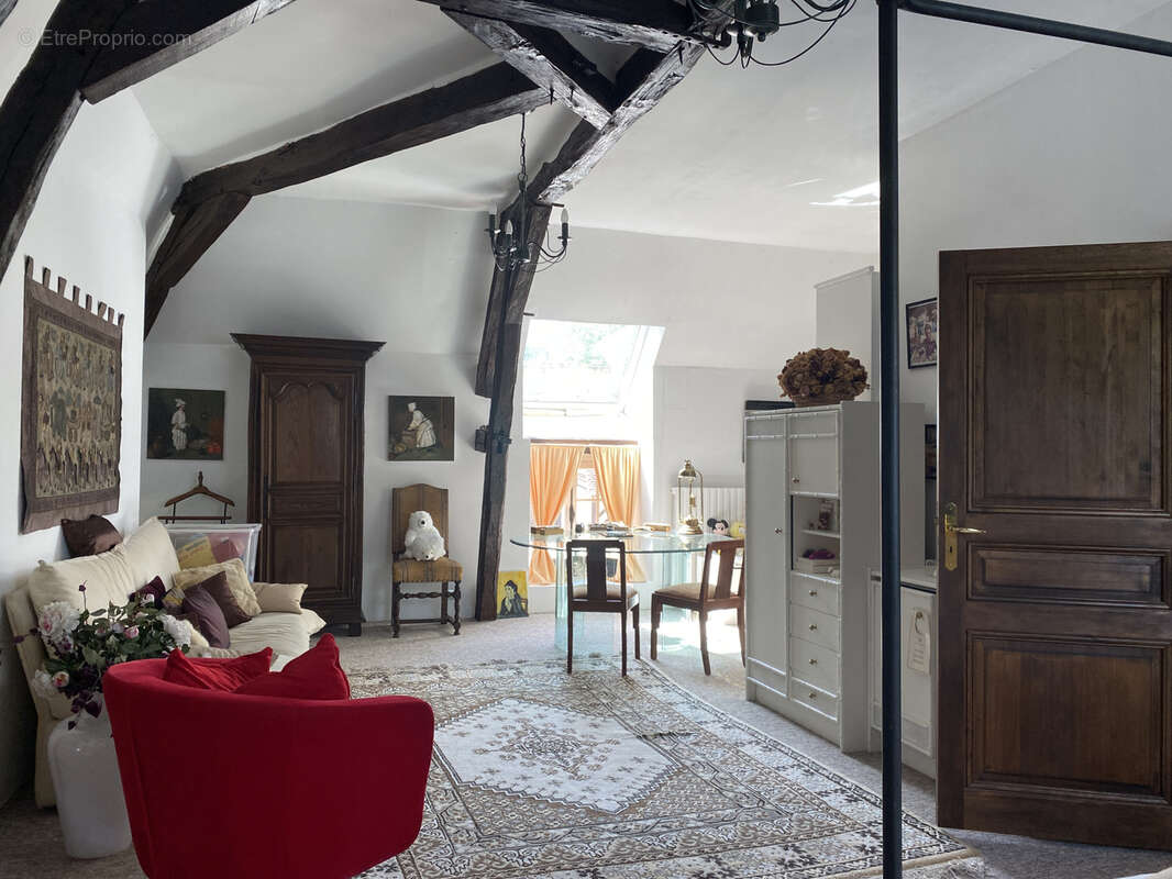 Maison à AIX-EN-OTHE