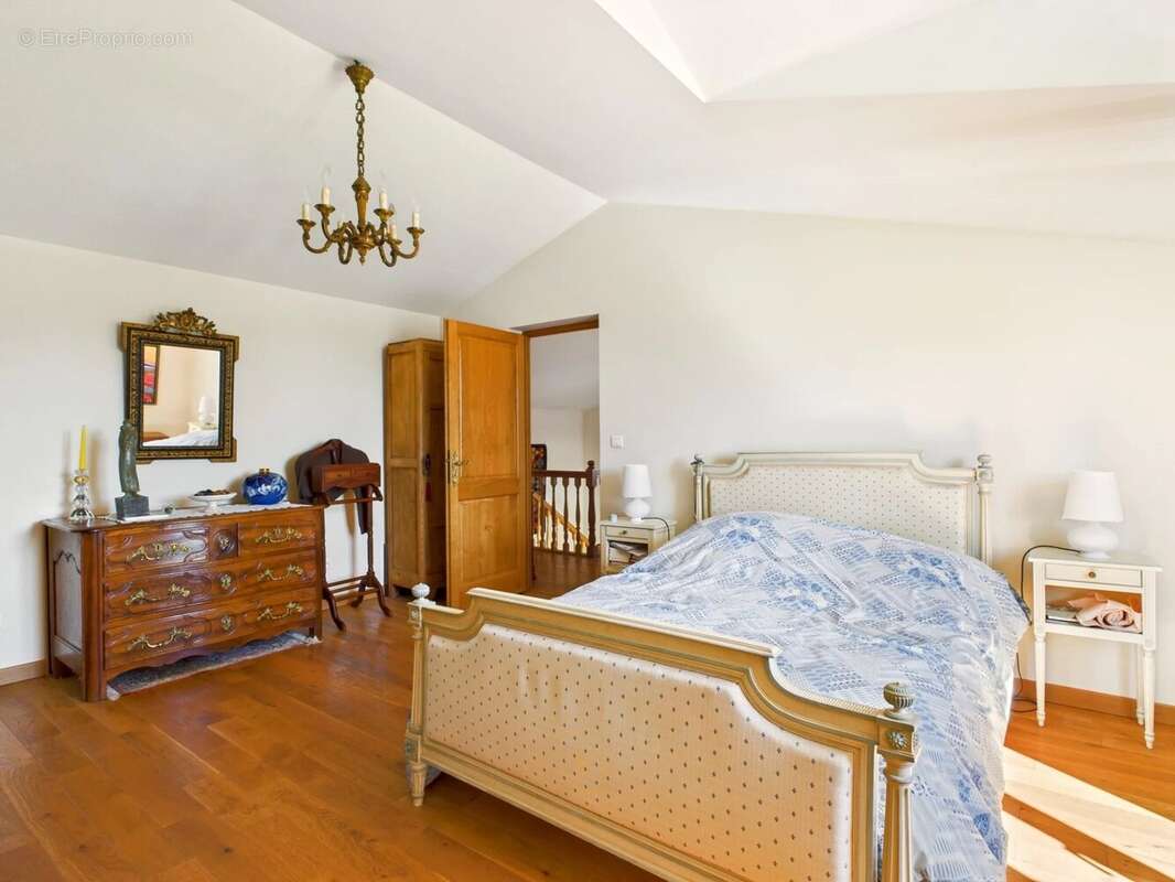 Maison à SAINT-SYLVESTRE-SUR-LOT