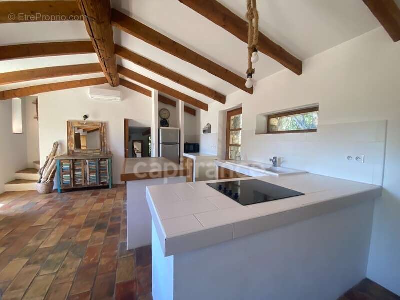 CORSE (20)- Commune de SOTTA, 10 minutes aéroport FIGARI et 15 min de PORTO VECCHIO belle maison T4 avec piscine - photo 13