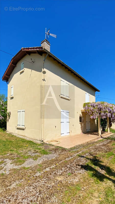 Maison à MONSEMPRON-LIBOS