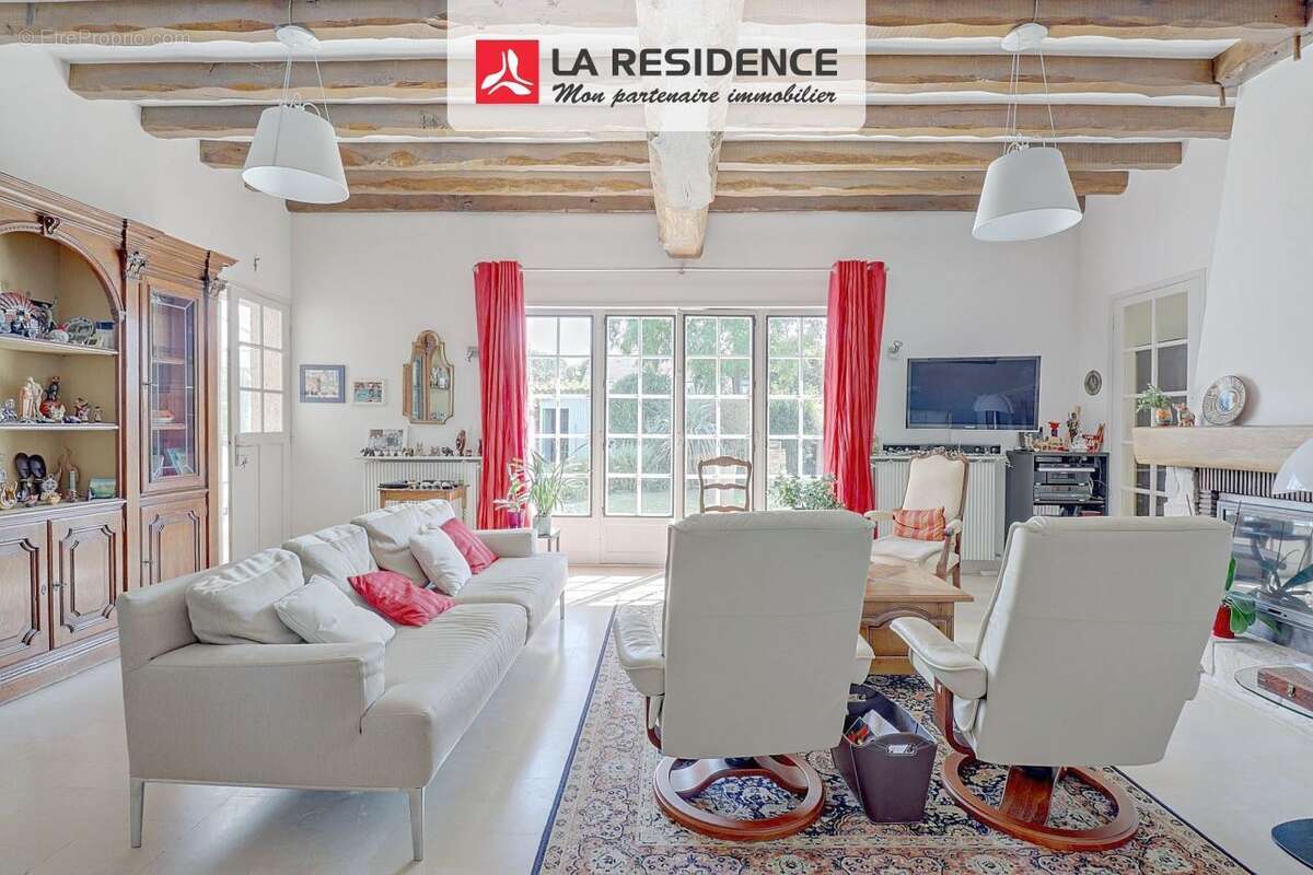 Maison 183 m² à Villiers-Saint-Frederic  - photo 7