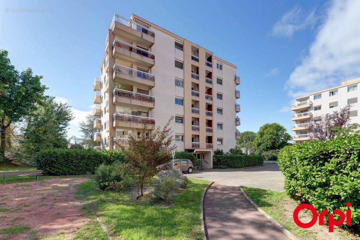 Appartement à LYON-4E